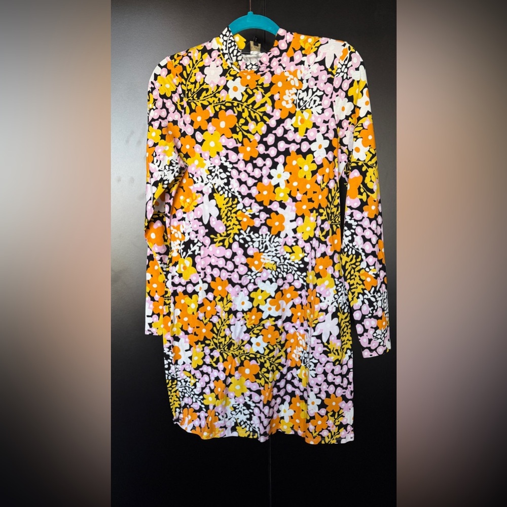 Ted Baker floral mini size 4 equals size 12